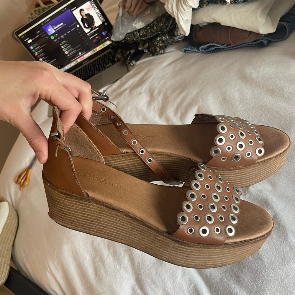 Anthropologie Brown Leather Eyelet Platform Sandals